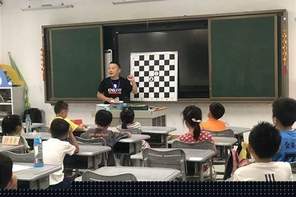 为了让孩子参加培训班，有的家庭花费数万元